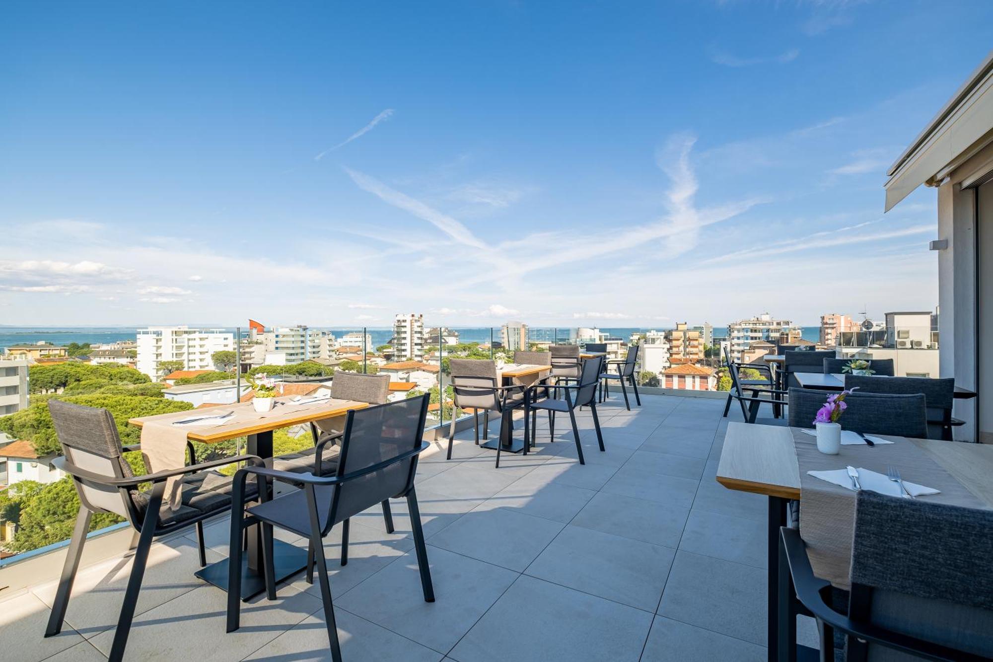 Hotel Mare Lignano Sabbiadoro Exterior photo